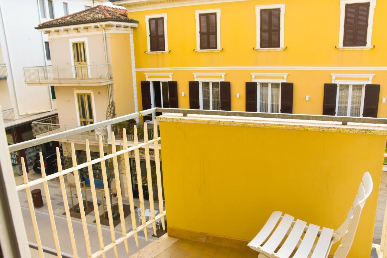 Hotel Suprem Sul Mare Rimini Exterior photo