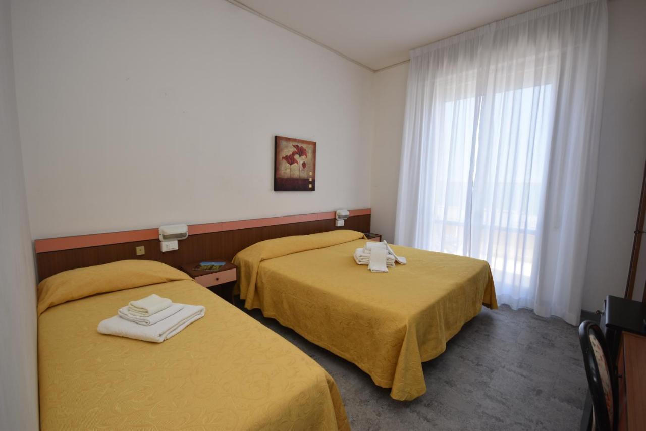 Hotel Suprem Sul Mare Rimini Exterior photo
