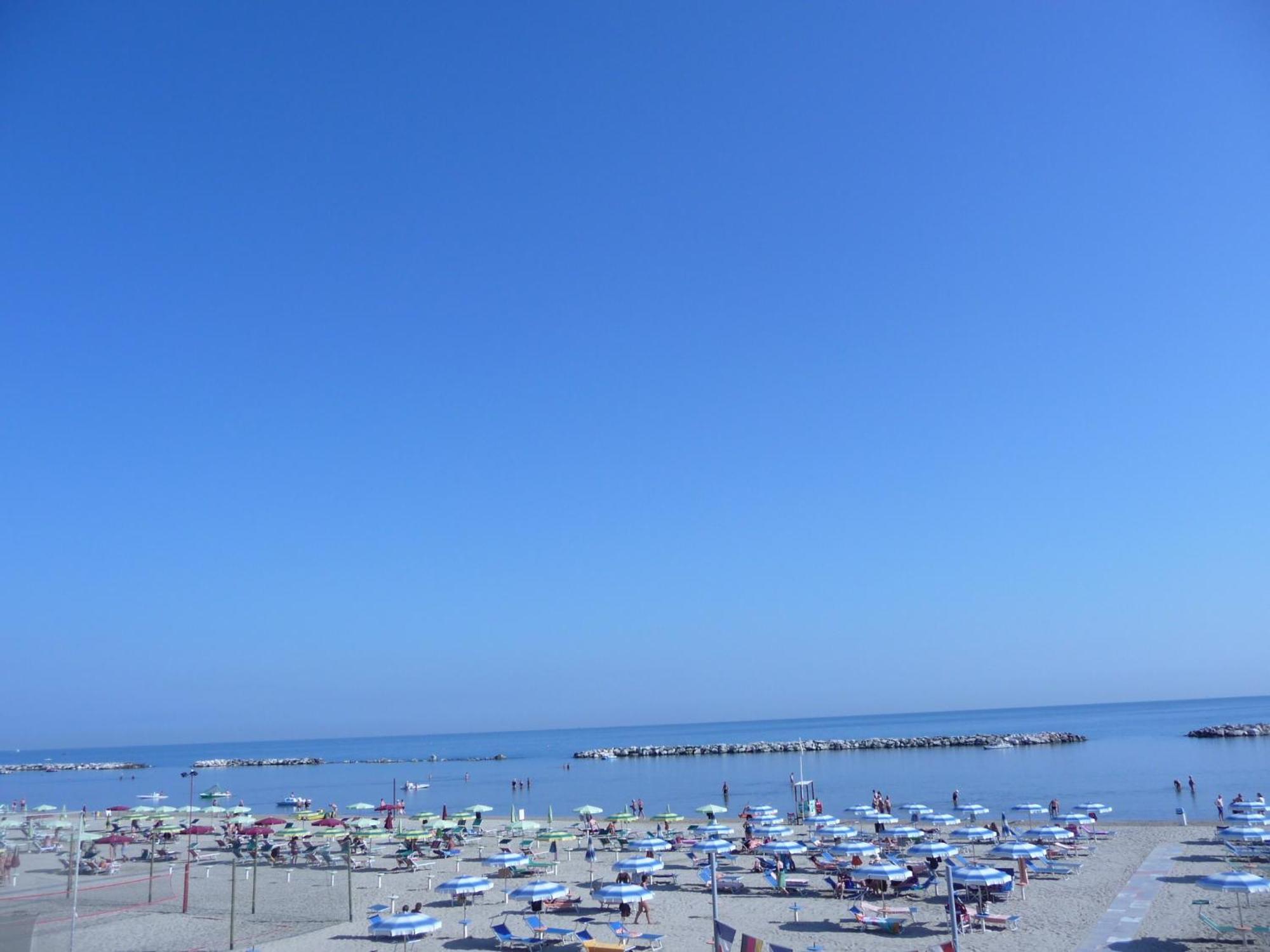 Hotel Suprem Sul Mare Rimini Exterior photo